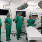 El Govern es compromet a millorar els serveis públics- El president de la Generalitat, Salvador Illa, va fer ahir un balanç “positiu” de la reunió del Govern a les Terres de l’Ebre. El mandatari català va manifestar que el seu Executiu s’ha fixat “objectius específics” per al curs vinent, sobretot en relació amb millorar els serveis públics. Illa va ser present en la inauguració del nou bloc quirúrgic de l’Hospital Comarcal de Móra d’Ebre (imatge). - ACN