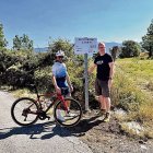 Sánchez amb l’edil d’esports de Sort, Lennert Jan Bervoets. - AJUNTAMENT DE SORT