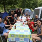 Turistes en un càmping del Pirineu el mes d’agost passat. - EDGAR ALDANA