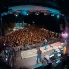 Enrique Villarreal ‘El Drogas’ va oferir al capdavant de la banda més de dos hores de descàrrega rockera. - GEMMA MARTZ/TALARN MUSIC EXPERIENCE