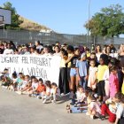La concentració d’alumnes i docents del col·legi Magí Morera i l’institut Castell dels Templers. - MAGDALENA ALTISENT