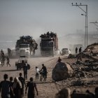 Gazians se’n van de ciutat de Gaza a peu, en bici, en cotxe o camió. - EUROPA PRESS