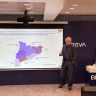 El director de l’estudi, Josep Oliver, en la presentació ahir a Barcelona. - BBVA