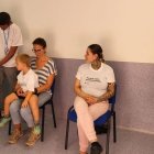 Maria Pilar, Bernat, Andrea i Salvador van ser els primers a vacunar-se ahir al CAP de Tremp. - AMADO FORROLLA