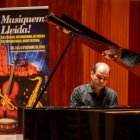 En la presentació del festival, el pianista Enric Prió va interpretar dos peces de Granados i Viñes. - ÀLEX LÓPEZ/DEFOTO