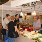 Parades de productores locals durant la Fira de Sant Miquel