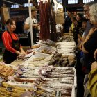 Una de les parades de gastronomia de la fira MOS de Lleida.