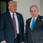 Donald Trump rep Benjamin Netanyahu a la Casa Blanca. - EUROPA PRESS
