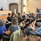 Persones assistint a la jornada d'habitatge celebrada avui a la Seu d'Urgell.