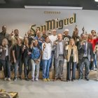 Alguns dels representants dels establiments participants en la Ruta 2025, ahir amb l’organització del certamen. - ÀLEX SAMPER