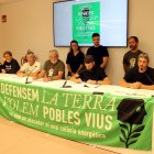 Els organitzadors de la manifestació, aquest matí a Lleida.