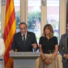 Rull amb els membres de la Mesa d’ERC i Junts. - ACN