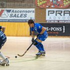 Chino Miguélez va obrir el marcador, però després les seues rematades van ser rebutjades per Codony. - PAU PASCUAL PRAT