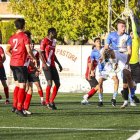 El porter local, Martín, aconsegueix agafar l’esfèric en una rematada a porta d’un rival. - INGRID SEGURA