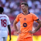 Robert Lewandowski es mostra resignat al fallar el penal que hauria suposat l’empat. - EUROPA PRESS