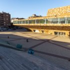Imatge de la plaça de la Llotja on presumptament es va produir la violació. - JORDI ECHEVARRIA