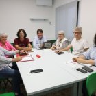 Una de les primeres reunions de la cooperativa a l’Insemi. - J.GÓMEZ