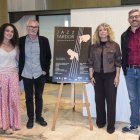 Anna Simó i Josep Ramon Jové, de la direcció de Jazz Tardor, amb la regidora de Cultura, Pilar Bosch, i el director de l’IEI, Andreu Vàzquez.