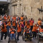 Flashmob a Lleida per reclamar més suport a la paràlisi cerebral - ÀLEX SAMPER