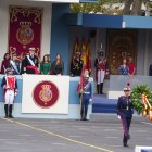 La família reial per complet va presidir la desfilada amb motiu del dia de la Hispanitat. - ACN