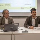 Moisès Bonal i Borja Solans durant la presentació de l’anuari. - ÀLEX SAMPER