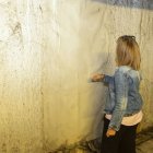 Els edificis tenen deficiències per falta de manteniment. - JORDI ECHEVARRIA