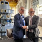 Representants d’Endesa i Feda van renovar ahir l’acord. ; Array