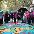 La pluja no va impedir el tomb de les autoritats per la rambla, però sense parlaments. - AMADO FORROLLA