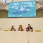 Rosa Mesalles, Pilar Bosch i Andreu Vàzquez, ahir en la presentació dels Premis Literaris de Lleida. - PAU PASCUAL PRAT