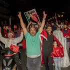 Marroquins celebren la decisió de l’ONU amb banderes i retrats del rei Mohamed VI. - EFE