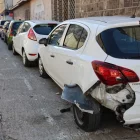 Un dels vehicles danyats en l’incident. - J.GÓMEZ