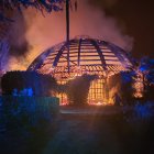 La cúpula del restaurant, en flames.