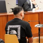 L'acusat d'abusar de la seva fillastra durant el judici a l'Audiència de Lleida.