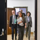 Nogueras, arribant ahir acompanyada de la resta de diputats de Junts a la roda de premsa. - EFE