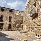 L’immoble, declarat BCIL, a la zona de Lo Carreró de Montgai.