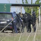 Dispositiu judicial a prop de la nau. - EFE