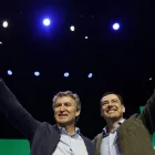 Feijóo i Moreno, ahir durant el congrés del PP a Sevilla. - EFE