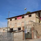 L’històric edifici modernista està situat al carrer Llibertat, al barri del Secà. - AMADO FORROLLA