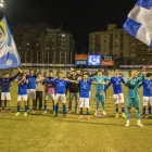 Jugadors del Lleida celebren la seua victòria davant de la Muntanyenca diumenge en el Camp d’Esports. - ÀLEX SAMPER