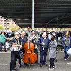 La banda Pixie Dixie i Jessica Abu porten a Pardinyes el ritme del jazz - INGRID SEGURA