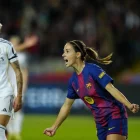 Aitana Bonmatí celebra el quart gol del partit, que va completar la golejada blaugrana. - EFE