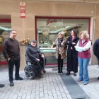 Presentació ahir del guardó que entrega la Societat Gastronòmica i Cultural del Comtat d’Urgell a Cal Graells de Balaguer. - PAERIA BALAGUER
