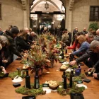 Els assistents a l’acte van poder tastar els olis que formen part de la DOP. - AMADO FORROLLA