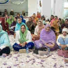 Les dones participants en la jornada d’ahir per celebrar el naixement del Guru Nanak. - PAU PASCUAL PRAT