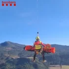 Moment de rescat amb l’helicòpter. - BOMBERS