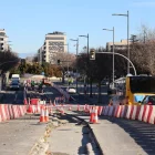 El tram de Prat de la Riba amb dos carrils de circulació tallats per les obres. - AMADO FORROLLA