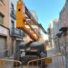 Continua la demolició de l’immoble esfondrat a Tàrrega - LAIA PEDRÓS