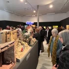Assistents ahir en la inauguració de la mostra a la sala d’exposicions de la Paeria. - PAERIA