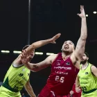 Cameron Krutwig reconeix que a l’equip li falta regularitat. - ACB PHOTO/POL PUERTAS