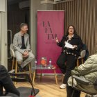 David Casals-Roma i Anna Sàez, ahir durant la presentació del llibre. - PAU PASCUAL PRAT